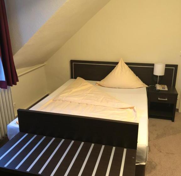 酒店 Vier Jahreszeiten