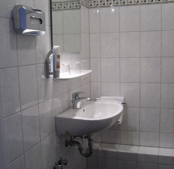 酒店 Vier Jahreszeiten