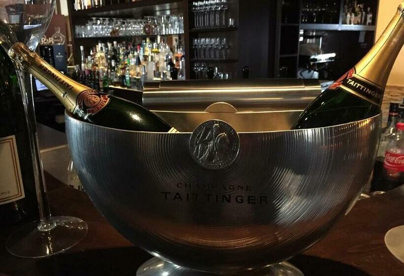 Отель Rhein Wagner