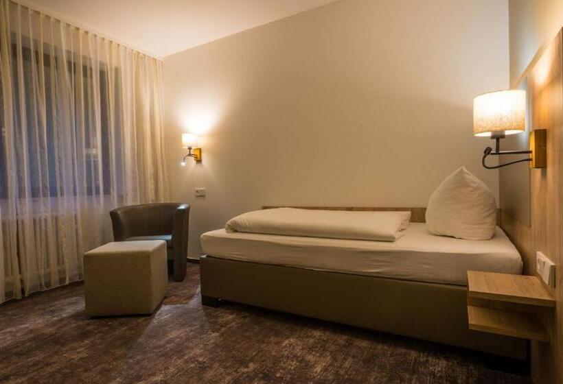 Waldhotel Eisenberg