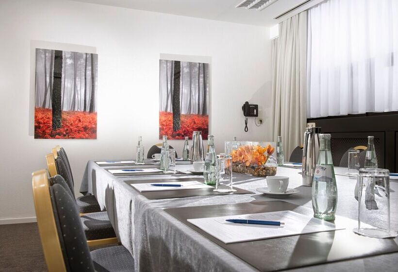 فندق Wyndham Stuttgart Airport Messe