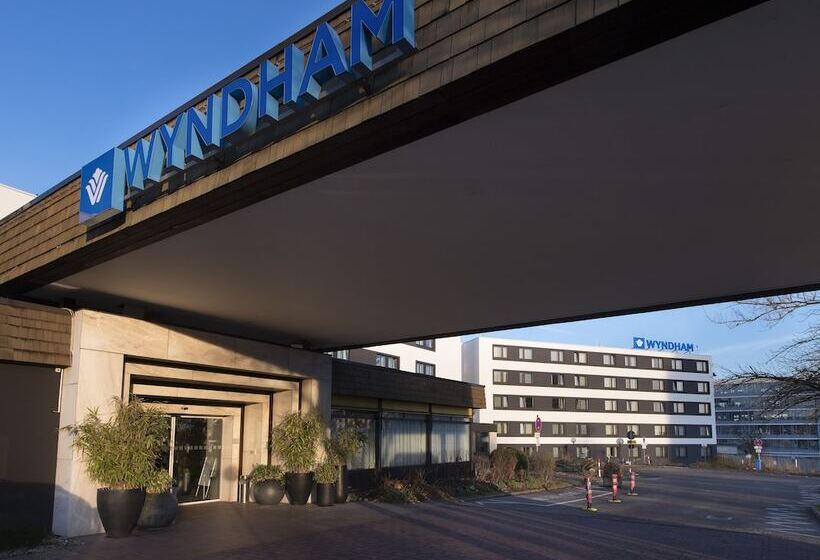 فندق Wyndham Stuttgart Airport Messe