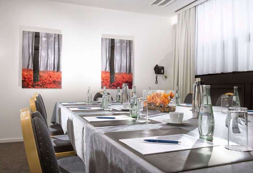 فندق Wyndham Stuttgart Airport Messe