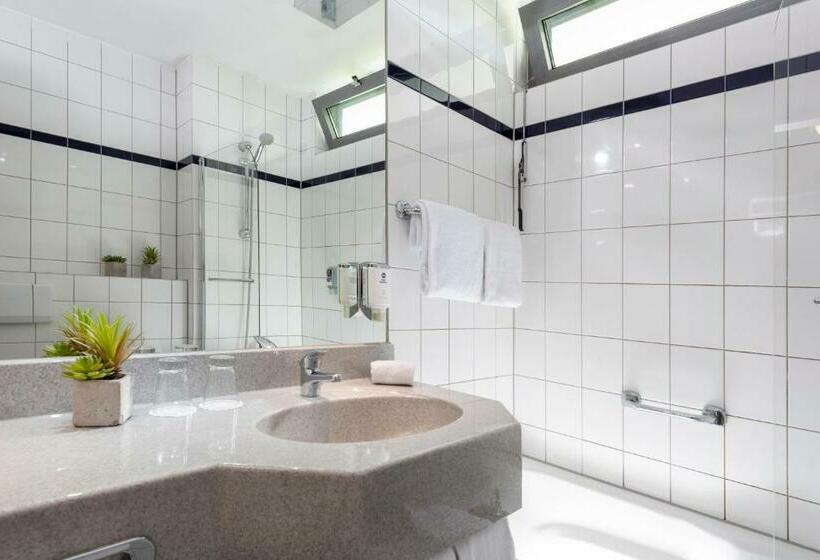 هتل Mercure Frankfurt Airport Dreieich