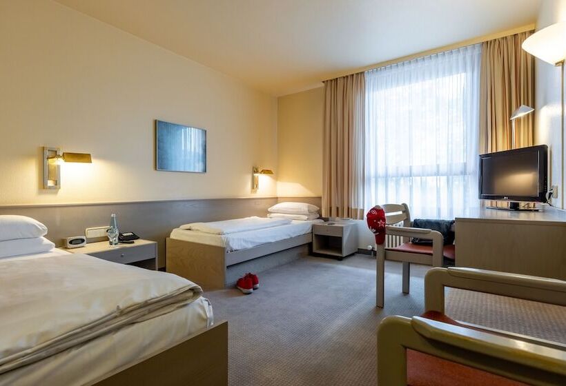 فندق على الطريق Baden Baden