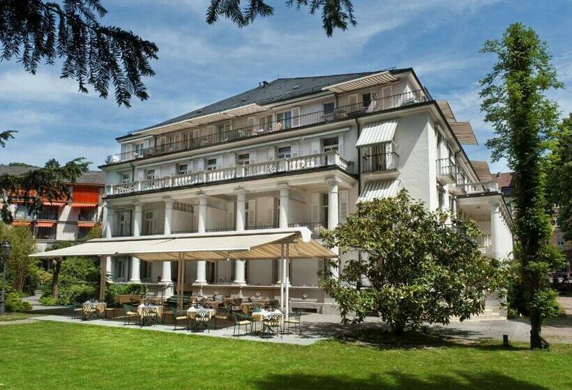 هتل Radisson Blu Badischer Hof