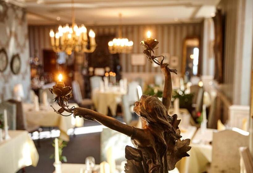 Schloßhotel Kurfürstliches Amtshaus Dauner Burg