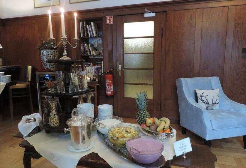 Waldhotel Forellenhof