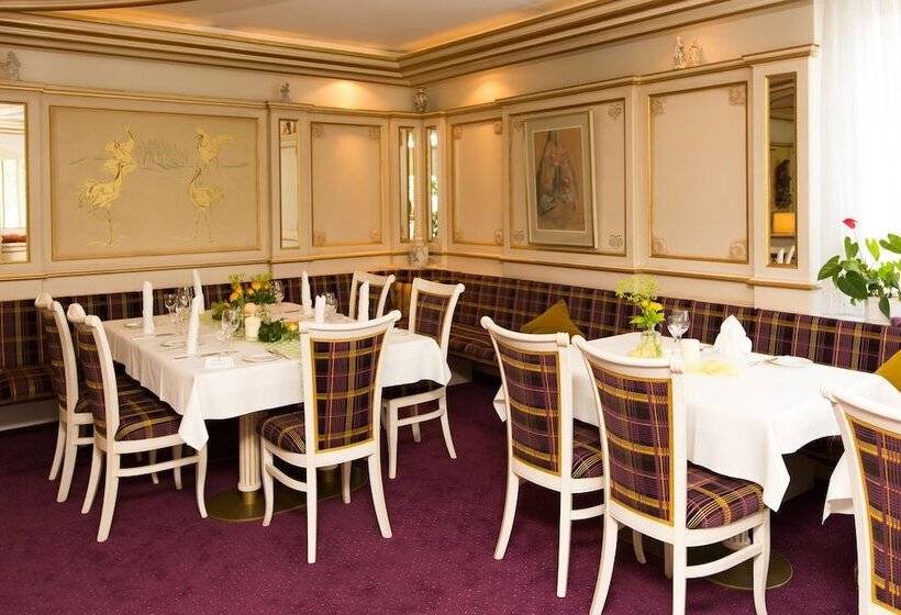 Akzent Hotel Restaurant Altdorfer Hof