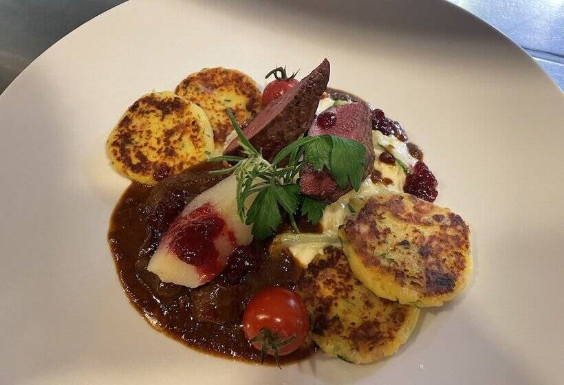 Akzent Hotel Restaurant Altdorfer Hof