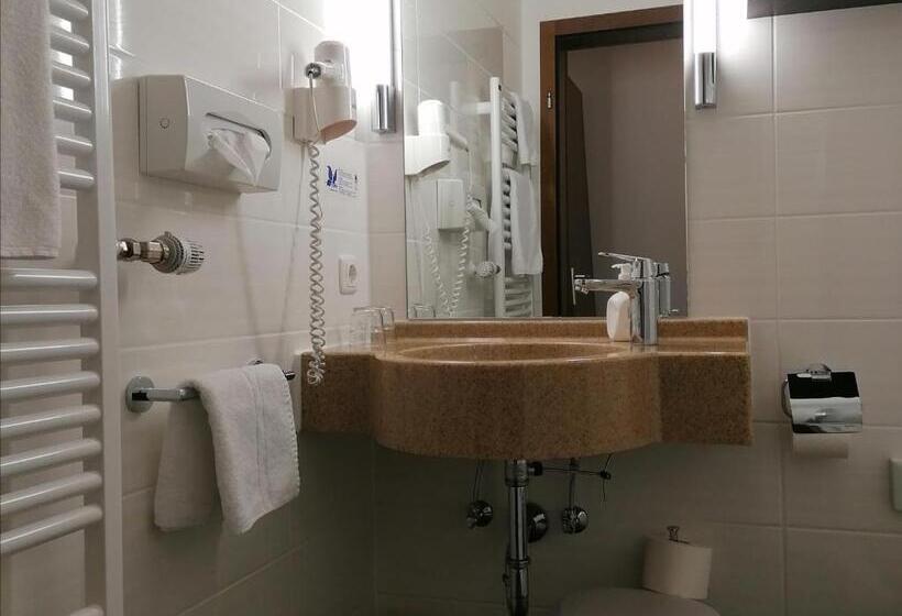 Flair Hotel Dobrachtal