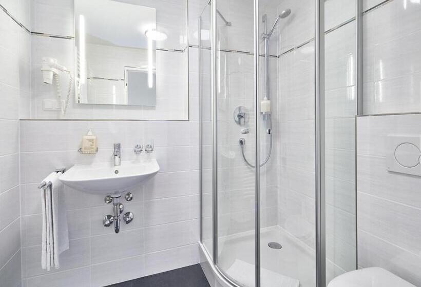 فندق Alfa City Centre