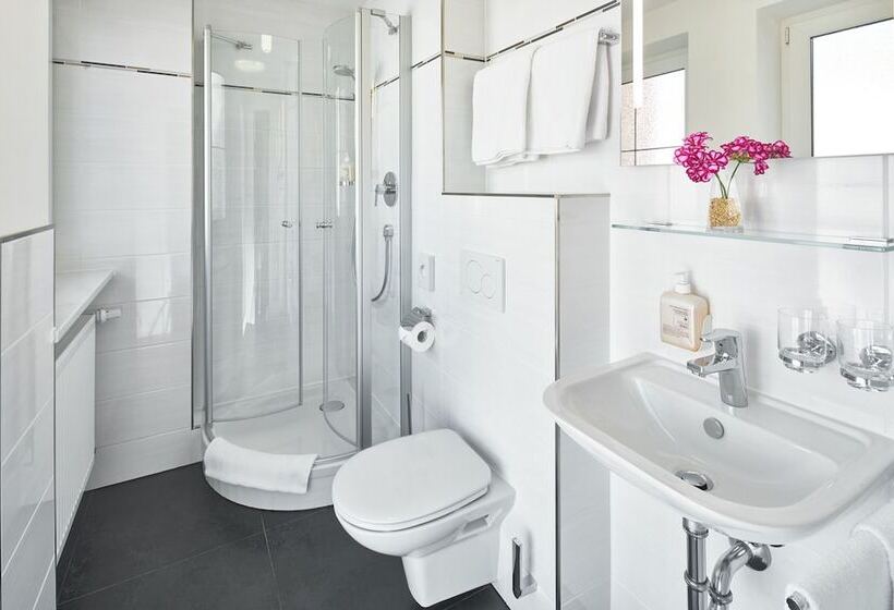 فندق Alfa City Centre