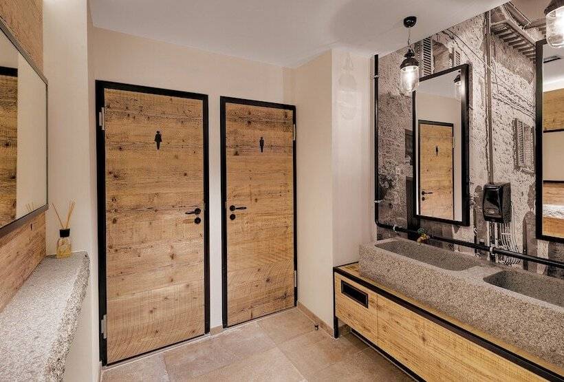 Alpen Hotel München