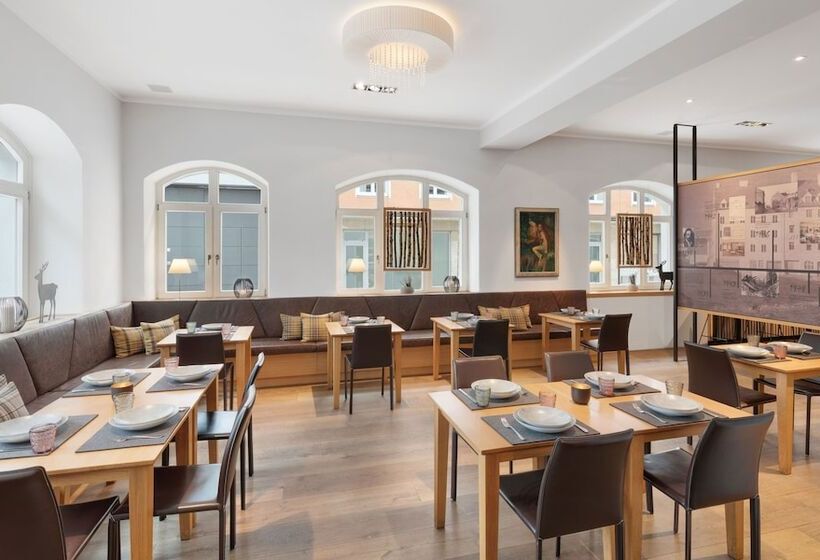 Alpen Hotel München