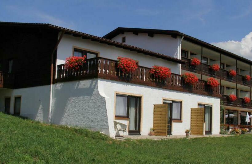 Отель Alpenblick Berghof