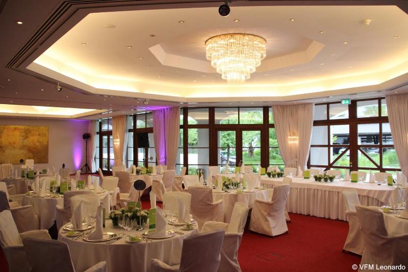 ホテル Alpenhof Murnau