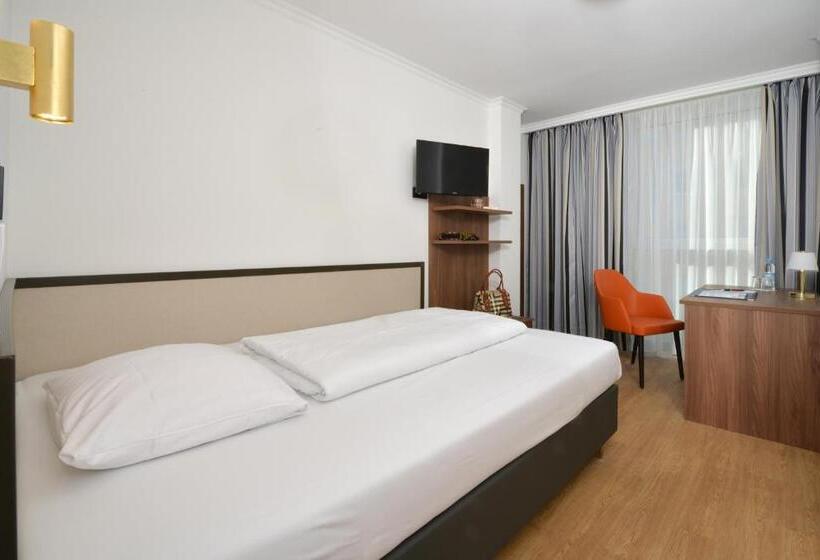 فندق Aurbacher Hof Gmbh