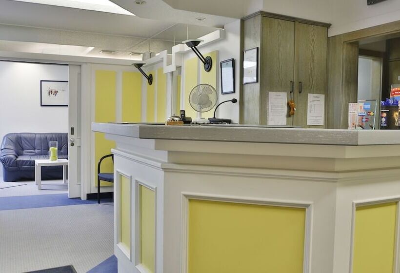 בית מלון כפרי Avenue