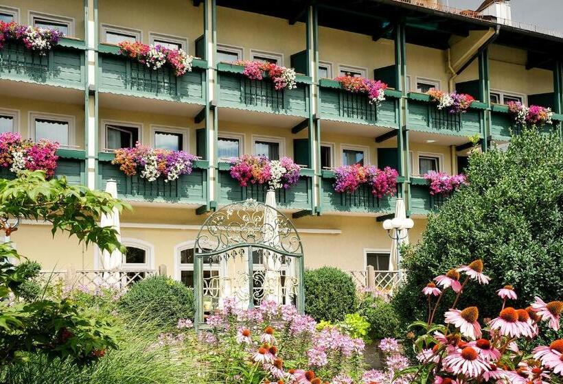 Bauer Hotel Und Restaurant