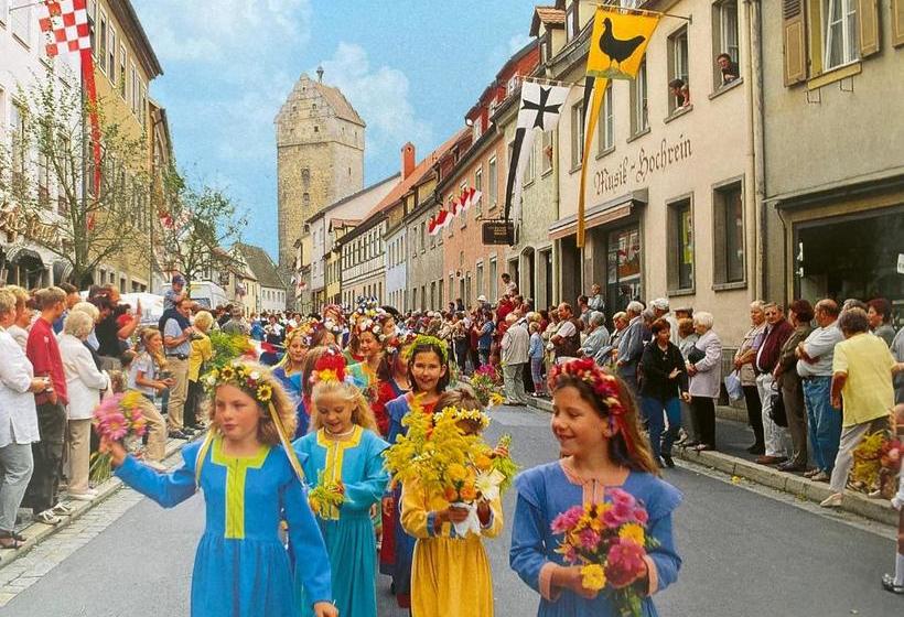 Отель Bayerischer Hof