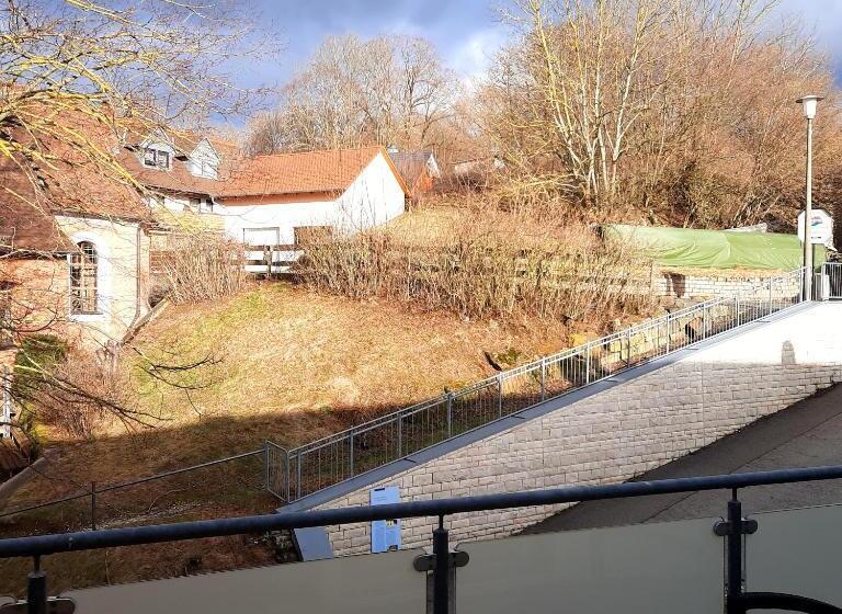 ホテル Berg Gasthof Hötzelein