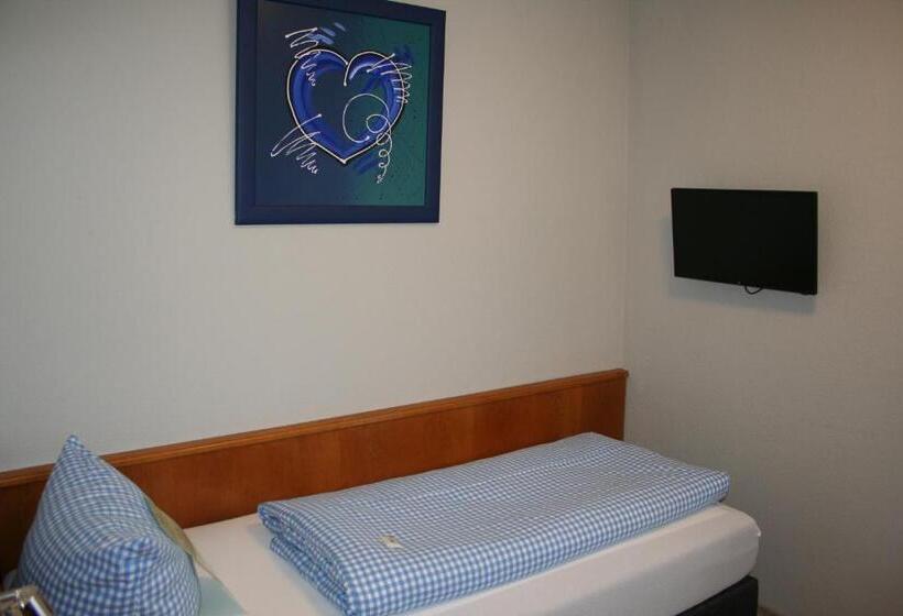 ホテル Gasthof Berg