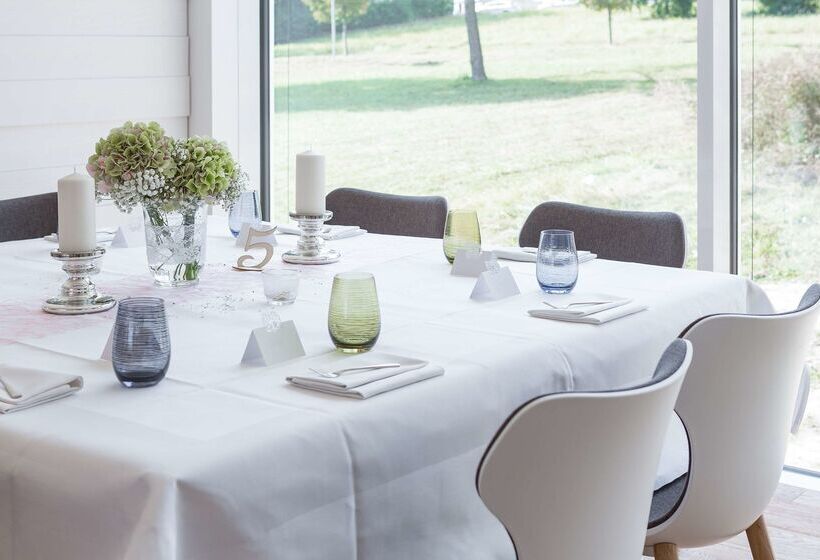 Отель Best Western Plus Atrium