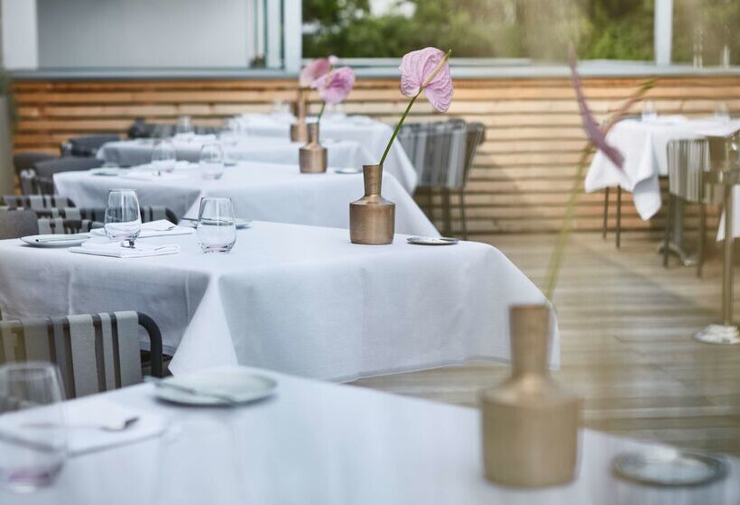 Отель Best Western Plus Atrium