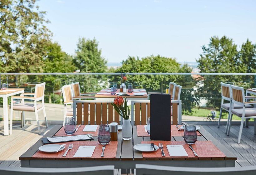 Отель Best Western Plus Atrium