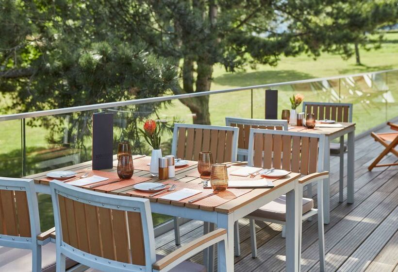 Отель Best Western Plus Atrium