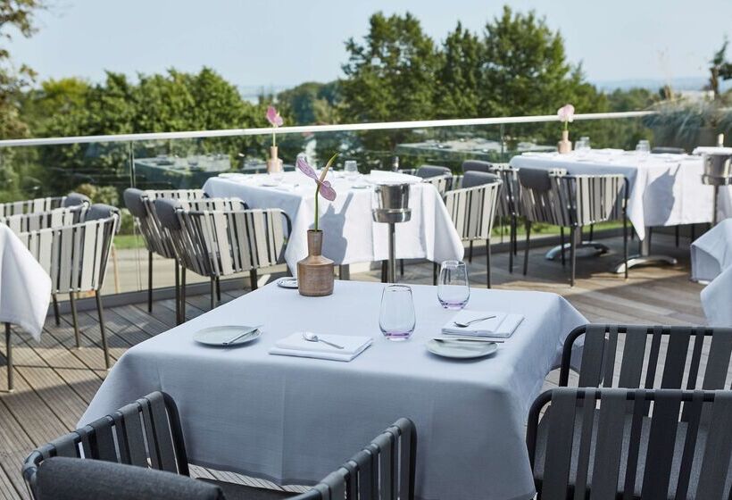 Отель Best Western Plus Atrium