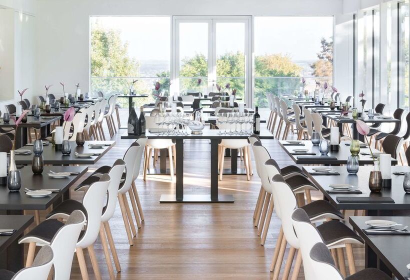 Отель Best Western Plus Atrium