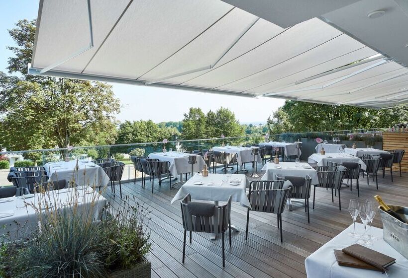 Отель Best Western Plus Atrium