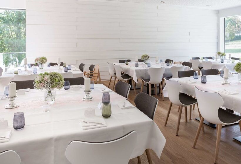 Отель Best Western Plus Atrium