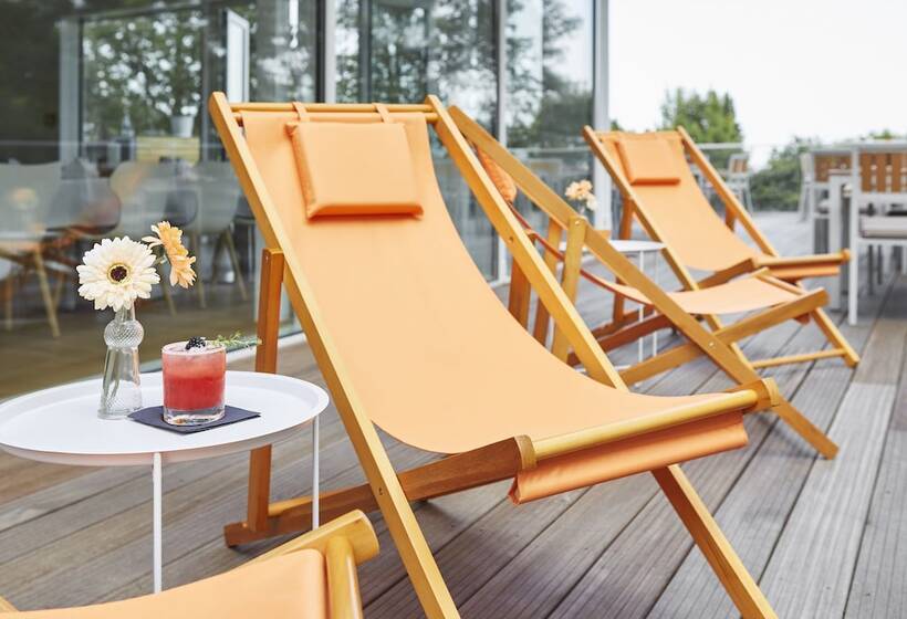 Отель Best Western Plus Atrium