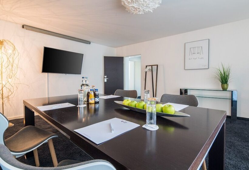 Отель Best Western Plus Atrium