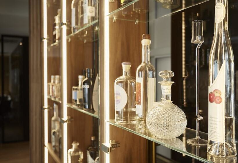 Отель Best Western Plus Atrium