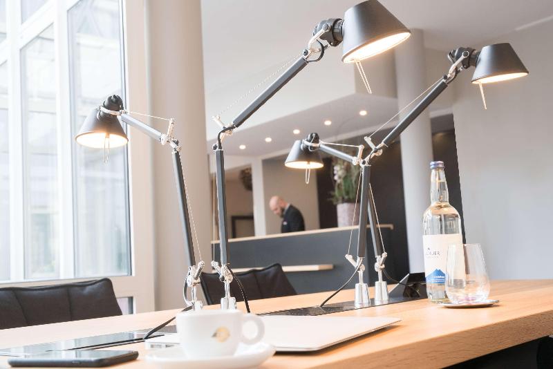 Отель Best Western Plus Atrium