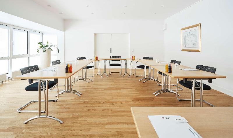 Отель Best Western Plus Atrium