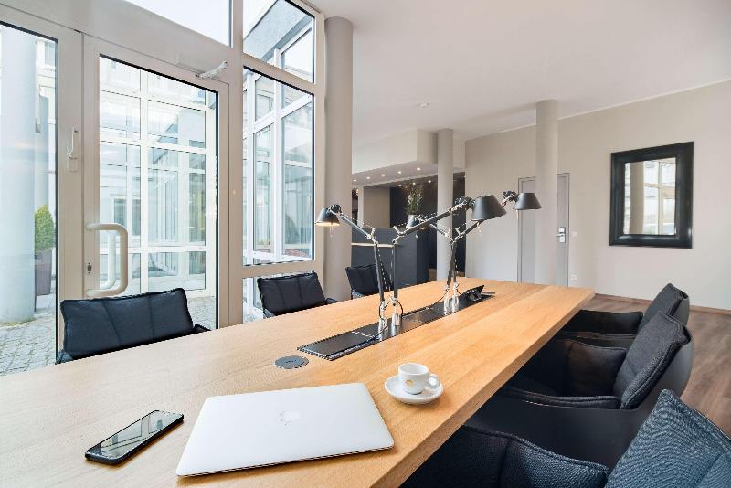 Отель Best Western Plus Atrium