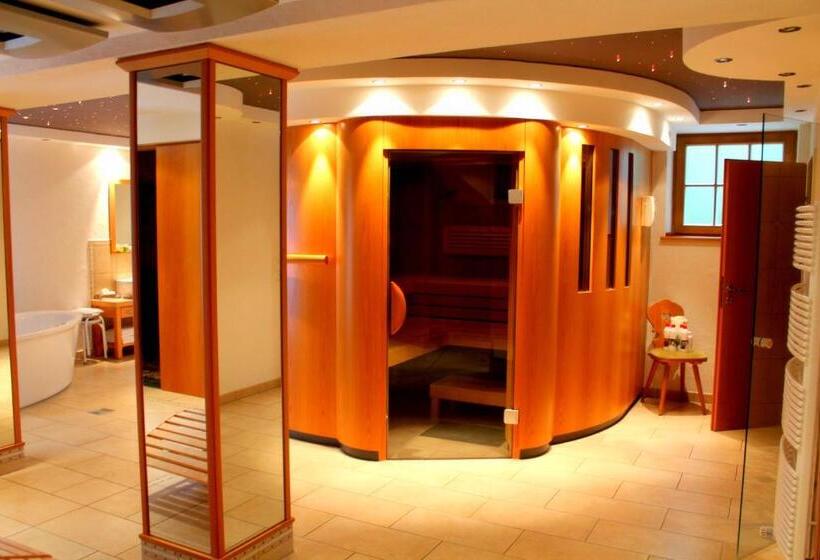 בית מלון כפרי Burg