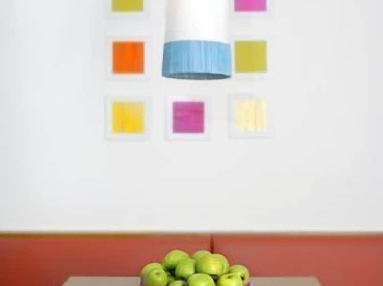 Business & Budget Hotel Tessin