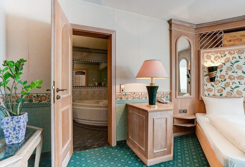 Centro Hotel Stern, Trademark Collection By Wyndham