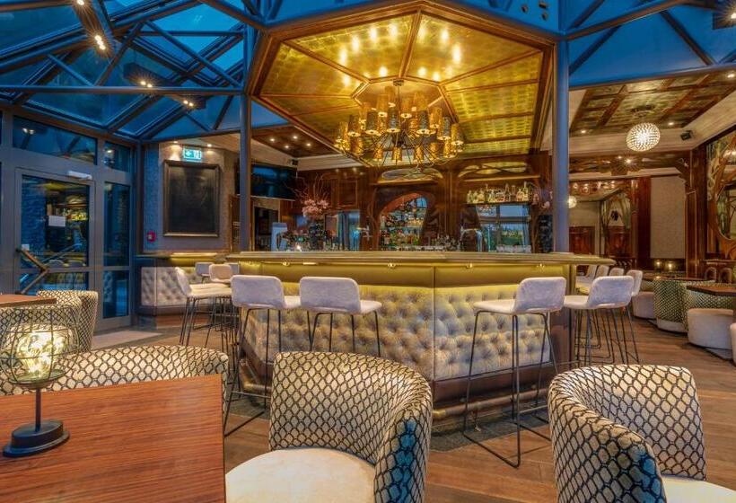 فندق Der Heidehof Conference & Spa Resort