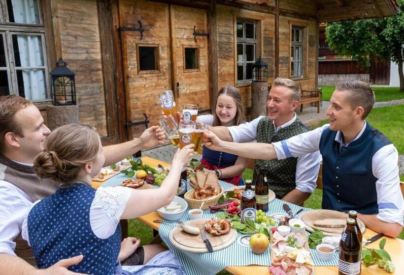 ホテル Dirsch Wellness & Spa Resort