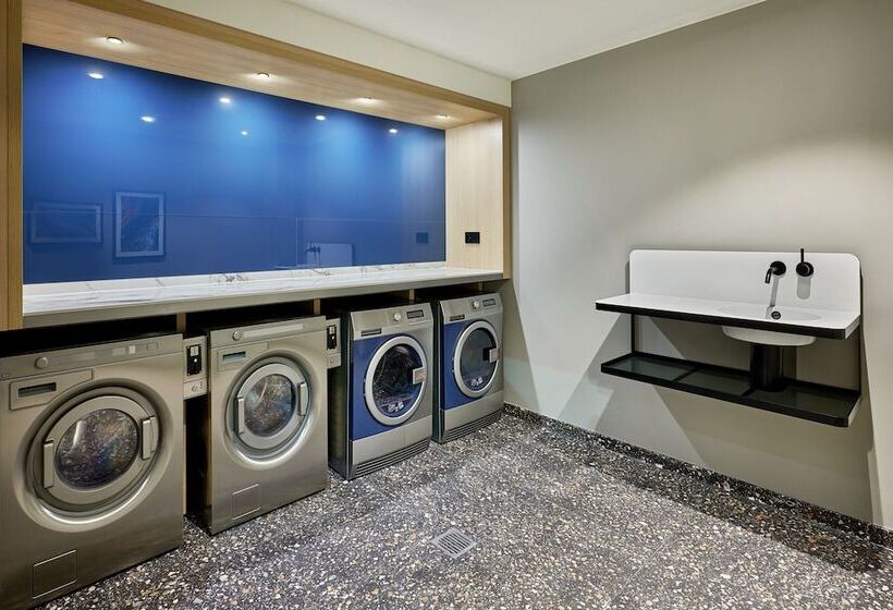 Отель Residence Inn By Marriott Munich Central