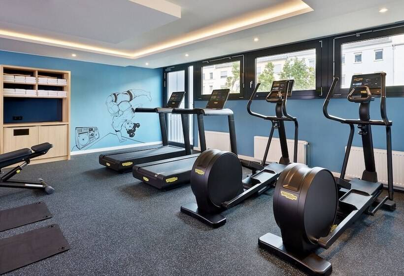 Отель Residence Inn By Marriott Munich Central