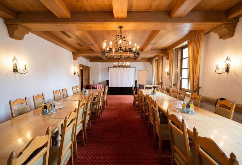 فندق Gasthof Alte Post Holzkirchen