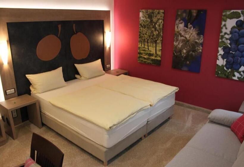 酒店 Gasthof Die Post Brennerei Frankenhöhe